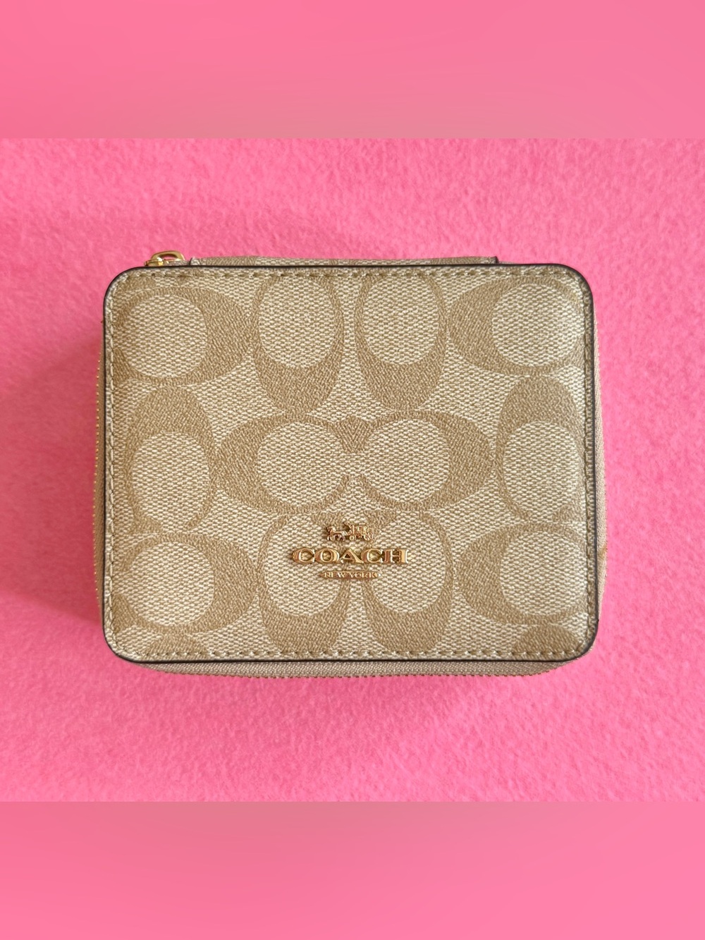Coach Jewelry Box In Signature Canvas C3311 – Light Khaki Chalk & Gold